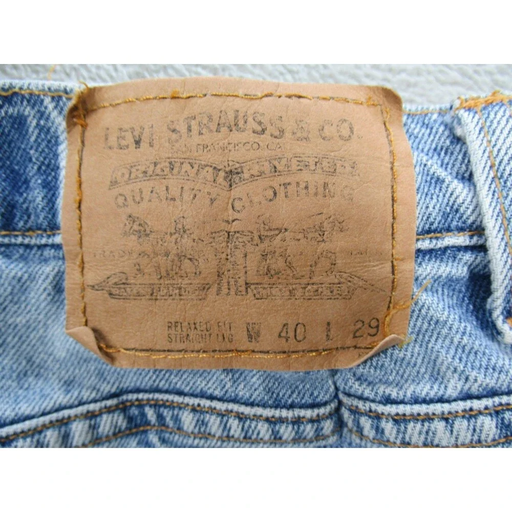 Levis Relaxed Fit Jeans Men's Size 40x29 (Actual 29 x27) Light Wash Blue Y2K